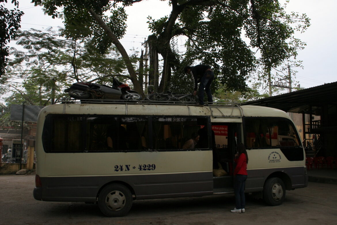 Bus Nghia Lo_Hanoi